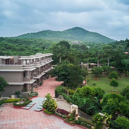 Araliayas Resort & Spa Udaipur Esterno foto