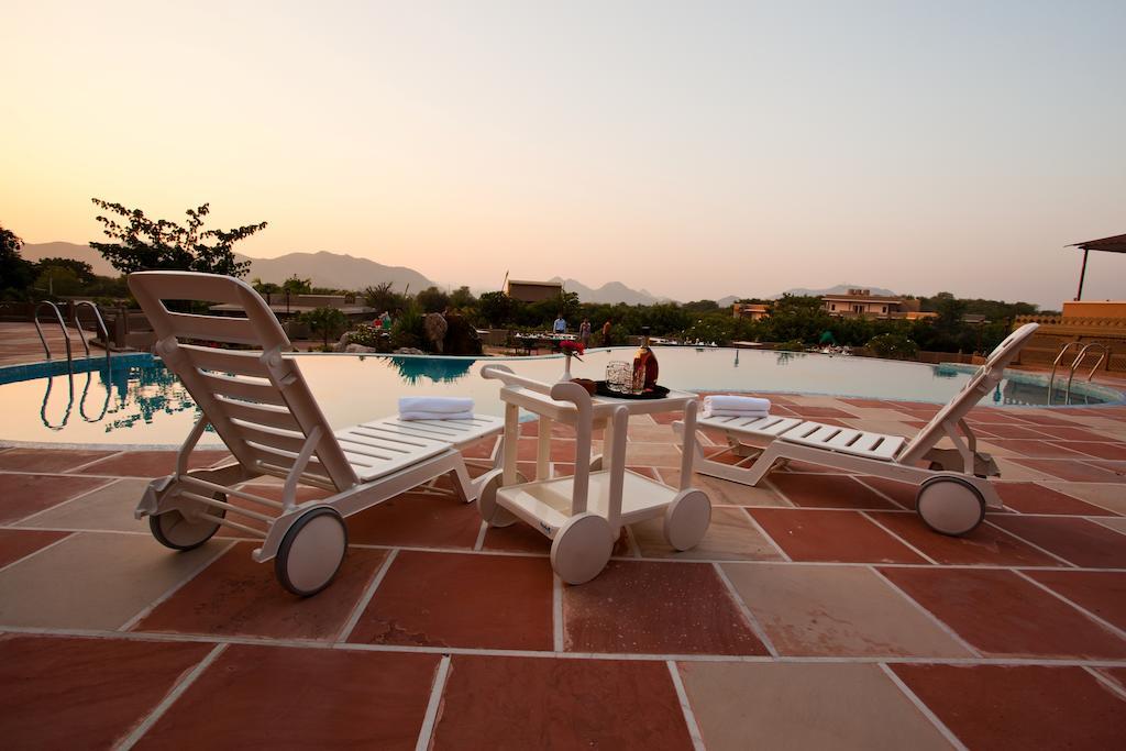 Araliayas Resort & Spa Udaipur Esterno foto