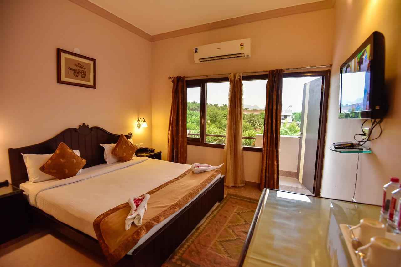 Araliayas Resort & Spa Udaipur Esterno foto