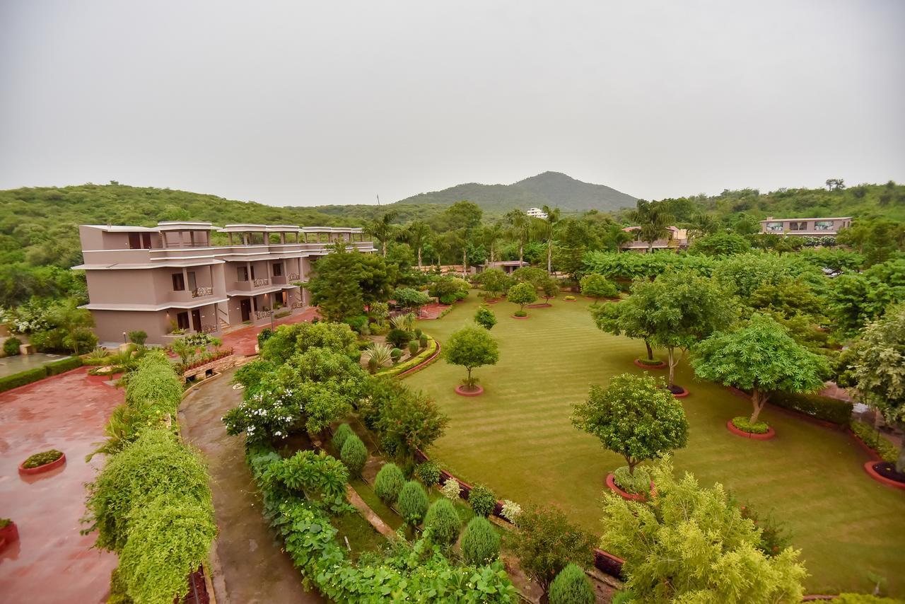 Araliayas Resort & Spa Udaipur Esterno foto