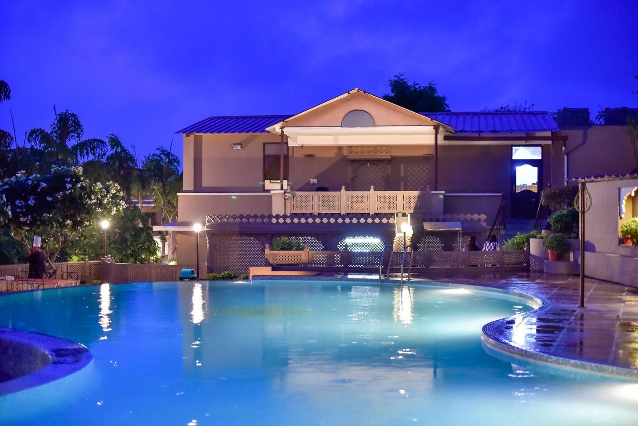 Araliayas Resort & Spa Udaipur Esterno foto