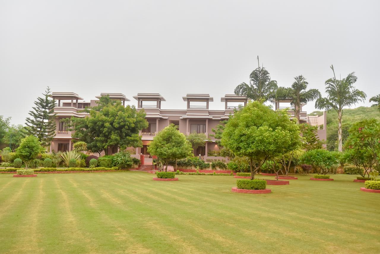 Araliayas Resort & Spa Udaipur Esterno foto