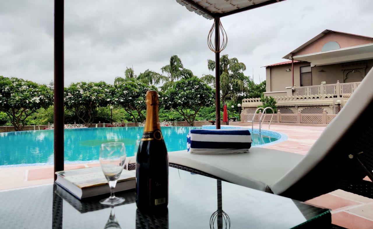 Araliayas Resort & Spa Udaipur Esterno foto